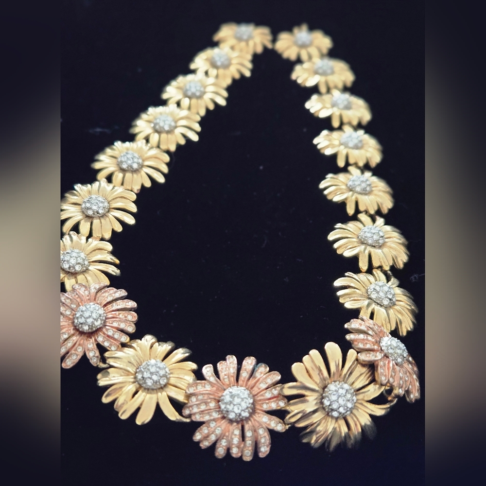 Vintage Unsigned Daisy Rhinestone Link Necklace 20" - Picture 2 of 6